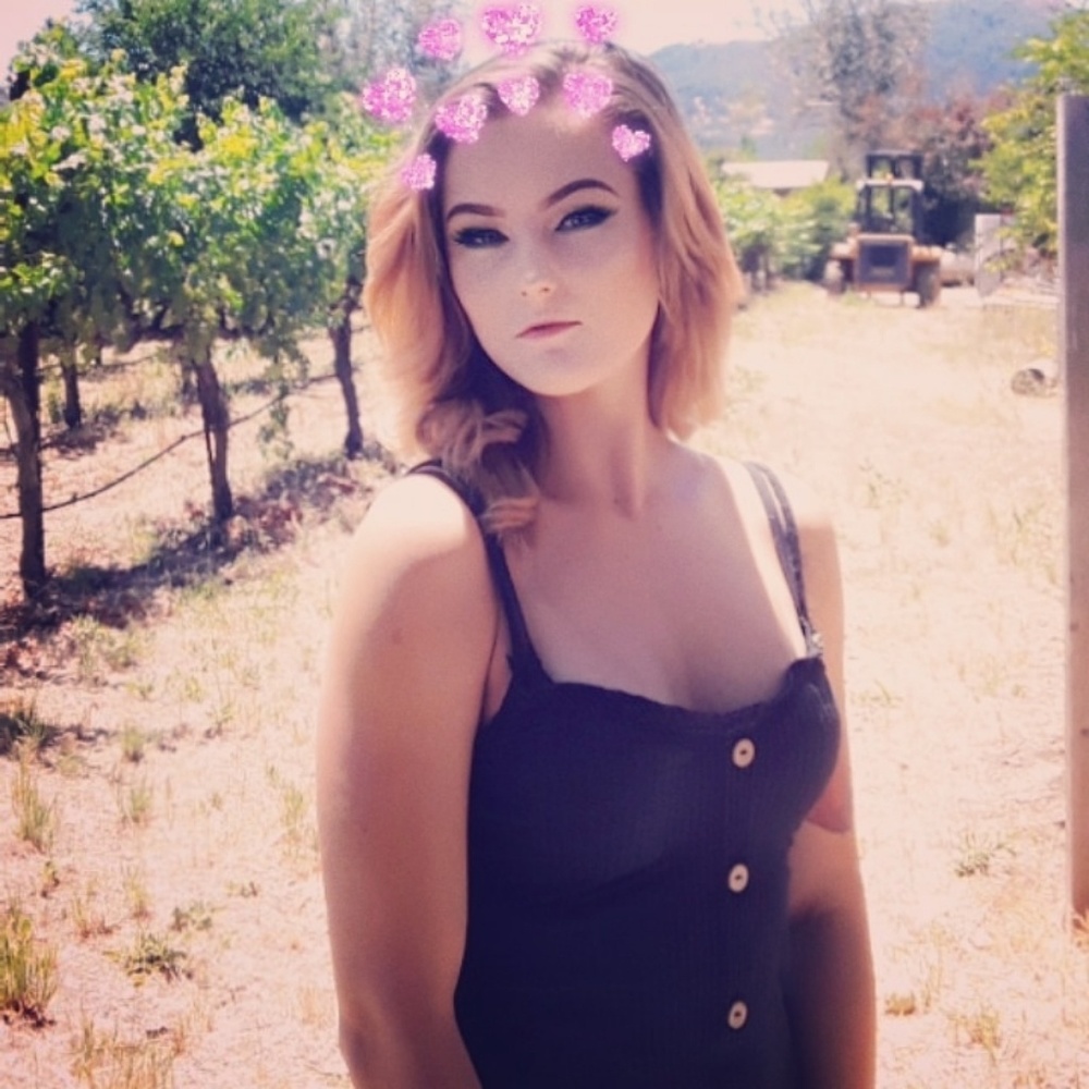 Meet your Posher, Sierra